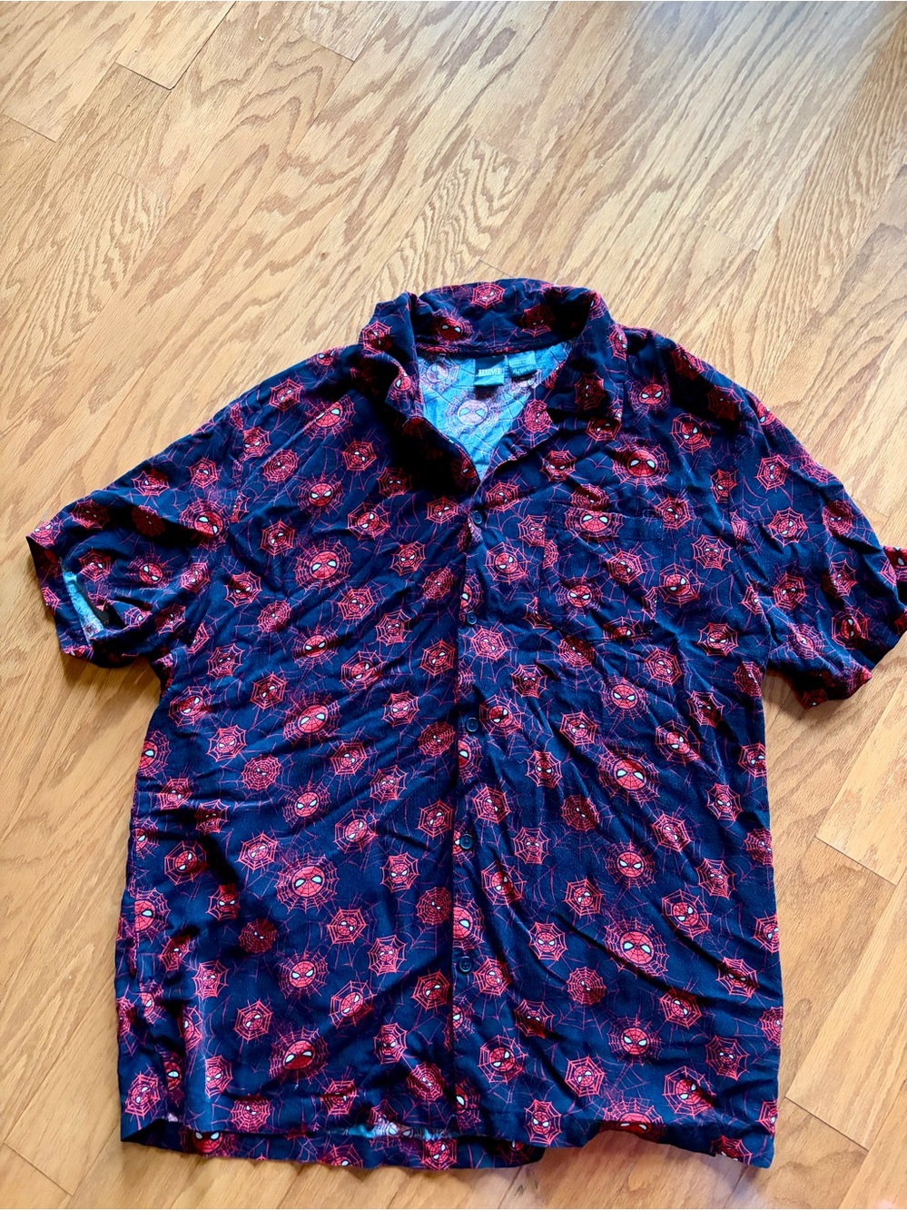 Men’s Marvel Spider-Man Button-Up Shirt Size XL 🕷️